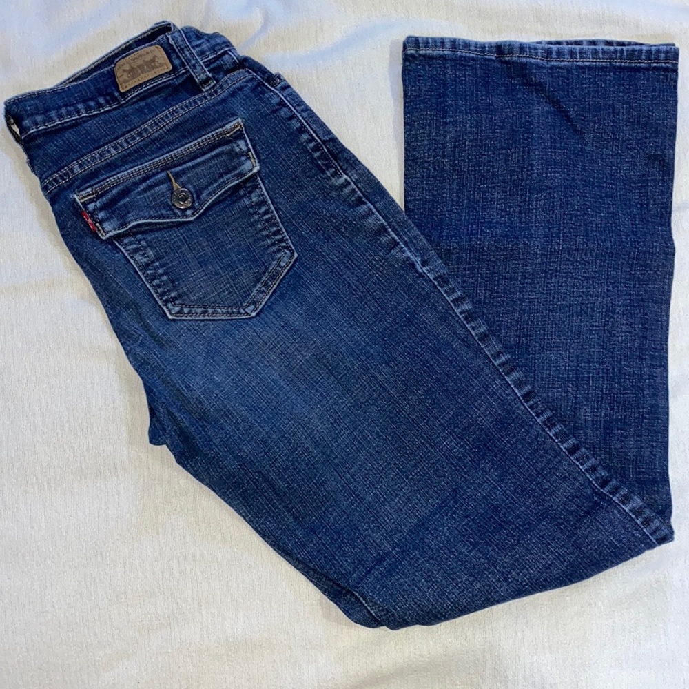 Perfectly Slimming Levi’s 8M